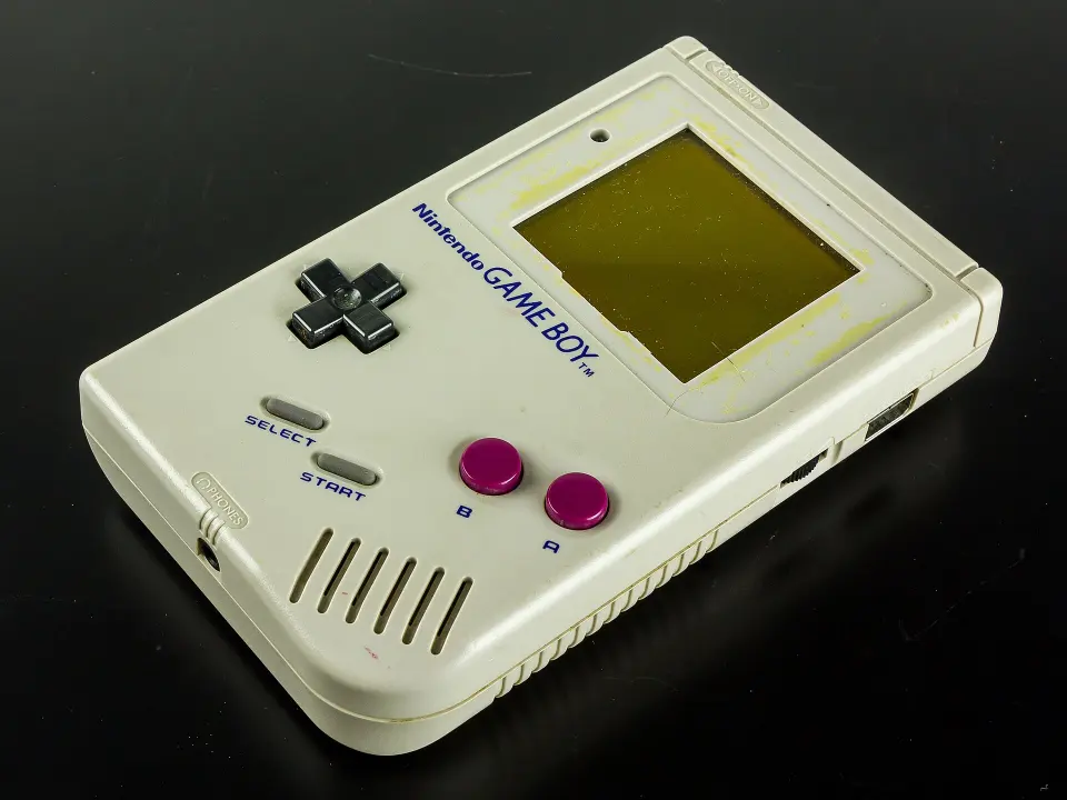 Nintendo Game Boy DMG-01-0243